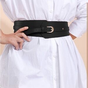 NEW -  Black faux leather waist belt. 90cm inches.